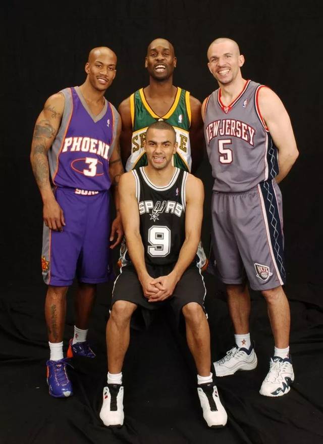 篮展现了冠 篮展现了冠